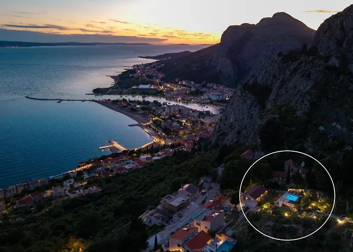 Villa B2b With Heated Pool And Panoramic Sea Views