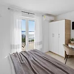 B2b With Heated Pool And Panoramic Sea Views * Omiš