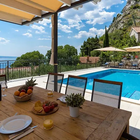 B2b With Heated Pool And Panoramic Sea Views Villa Omis