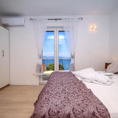 B2b With Heated Pool And Panoramic Sea Views Villa *
