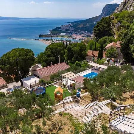 B2b With Heated Pool And Panoramic Sea Views * Omis