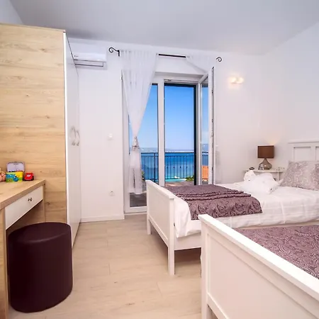 B2b With Heated Pool And Panoramic Sea Views Villa *