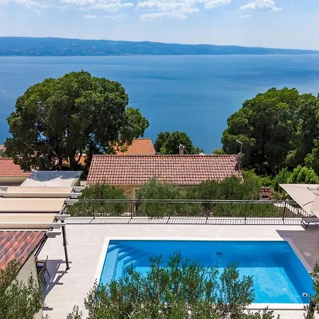Villa B2b With Heated Pool And Panoramic Sea Views