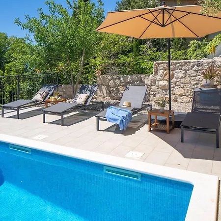 B2b With Heated Pool And Panoramic Sea Views Villa *