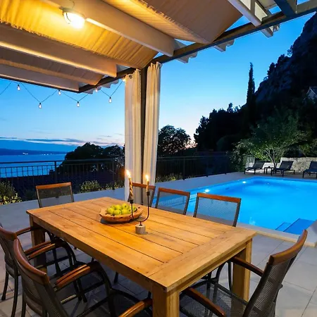 B2b With Heated Pool And Panoramic Sea Views Villa *