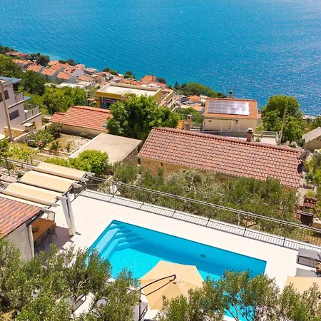 B2b With Heated Pool And Panoramic Sea Views Willa *